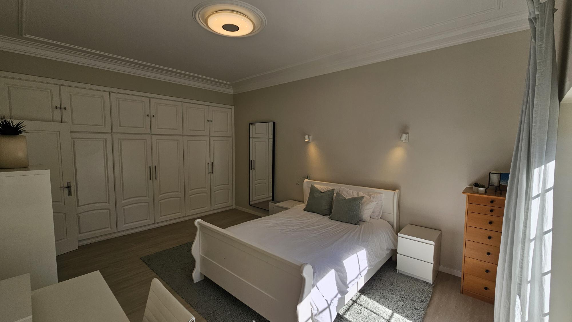 Ensuite Bedroom #4 wardrobes and sleigh bed