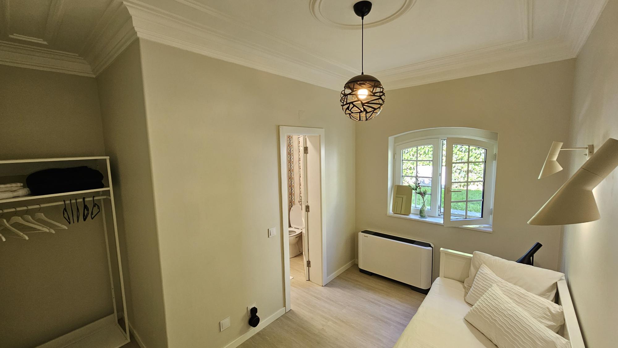Staff Ensuite Bedroom #8