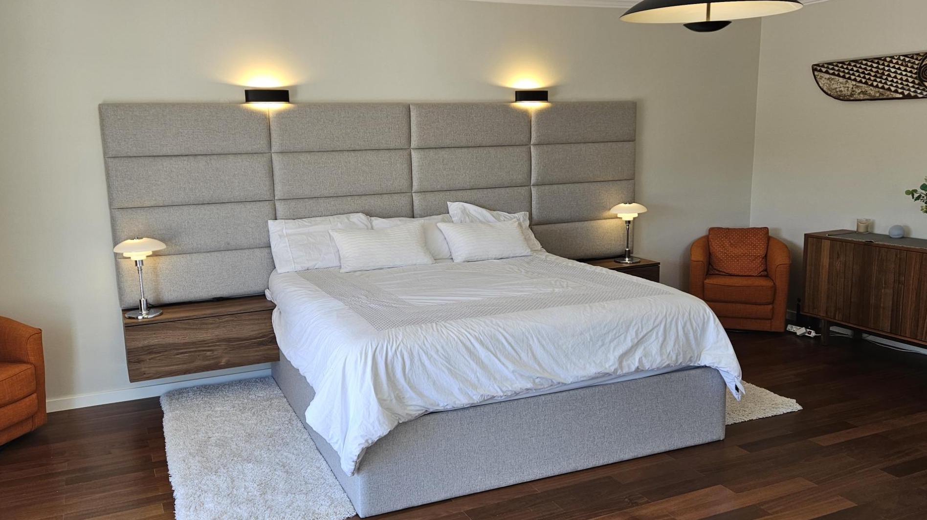 Upstairs Master Suite king bed